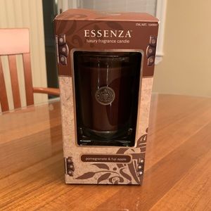 Essenza Pomegranate & Fuji Apple Candle 6.5 oz